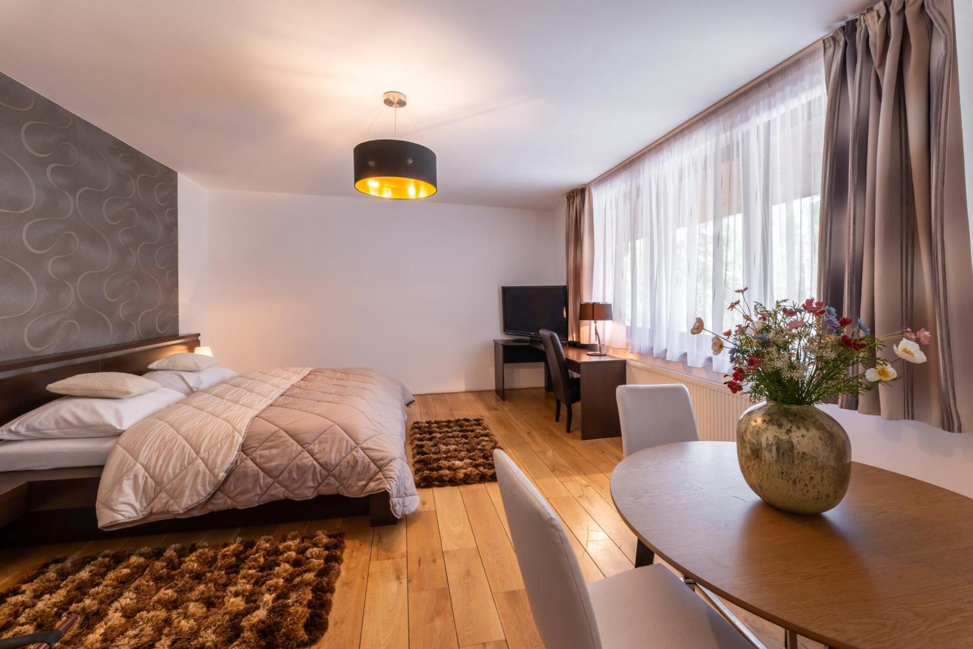 Archa Hotel Olomouc Exterior photo